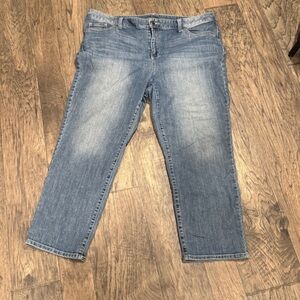 Platimun crop Jeans. Super soft and comfortable. Sz 3 (Sz 16-18)